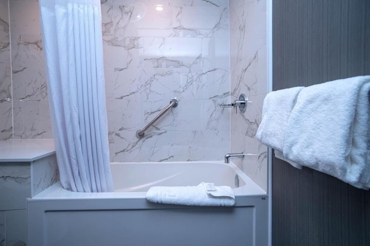 Sandman Signature Ottawa Airport Hotel Εξωτερικό φωτογραφία